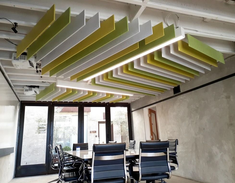 KabinPods baffle panel ofis tavanı